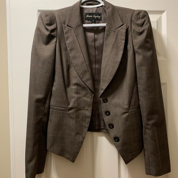 Sandra Angelozzi Jackets & Blazers - Stunning Sandra Angelozzi Blazer !